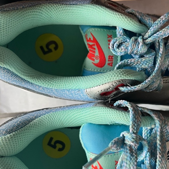 🔥Nike Air Max 1 Kid's Shoes STYLE #653653-401 Size 5Y(YOUTH) GIRLS OR WOMEN'S - Picture 11 of 14